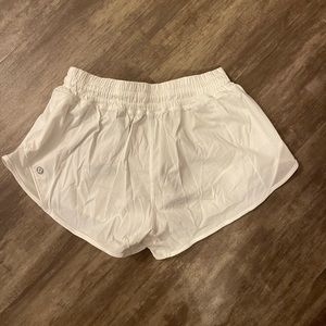 Lululemon Hotty Hot Shorts - Size 4